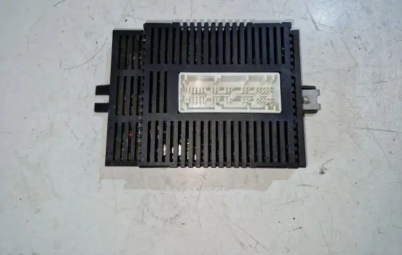 BMW 7 E65 E66 Light module LCM 6983535