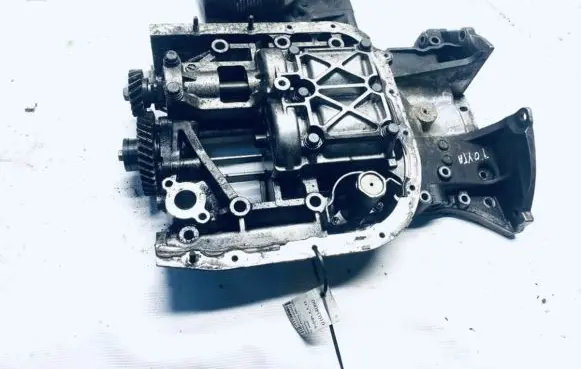 Toyota Previa (XR30, XR40) II Oil sump