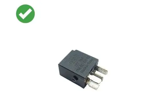 Mercedes-Benz CLS C219 Other relay 4RA007813 4RA00781300