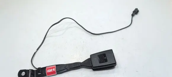Volkswagen Caddy Front seatbelt buckle 2H0857877L