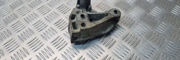 Citroen C3 Gearbox mounting bracket
