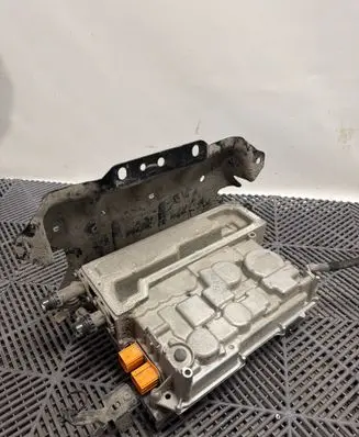 Skoda Enyaq iV Voltage converter inverter 1EA915685R