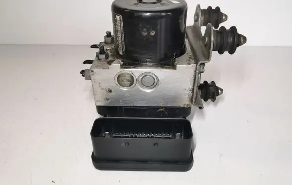 Volkswagen Transporter - Caravelle T5 ABS Pump 7H0614517B 7H0907379R