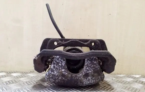 Mercedes-Benz C W204 Front brake caliper