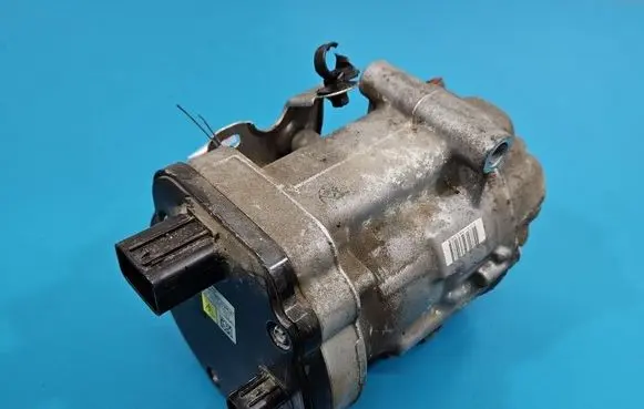 Toyota Corolla E210 E21 Air conditioning (A/C) compressor (pump) 0424001202 IMPRK1591601