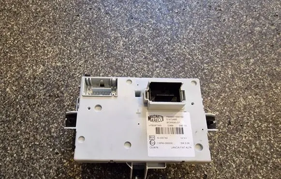 Fiat 500L Fuse module 51972685