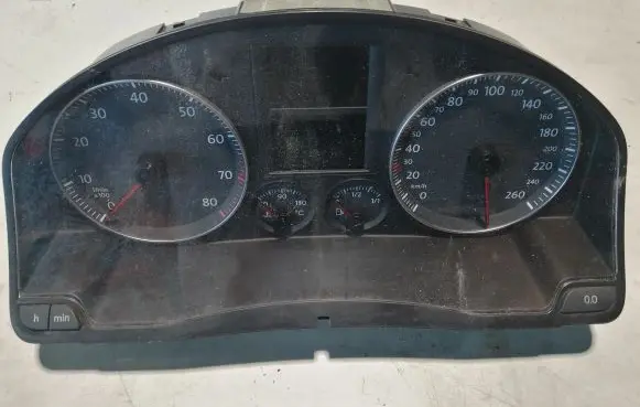 Volkswagen Golf V Speedometer (instrument cluster) 1K0920861A