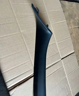 BMW 1 E82 E88 (A) pillar trim 6962889