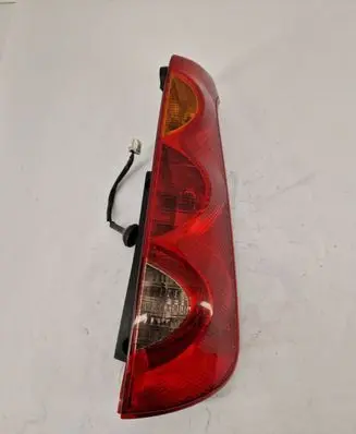 Nissan Note (E11) Rear/tail lights 22016752