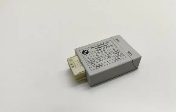 BMW 5 E60 E61 Tow bar trailer control unit/module 6795091 679509101 7160679509101