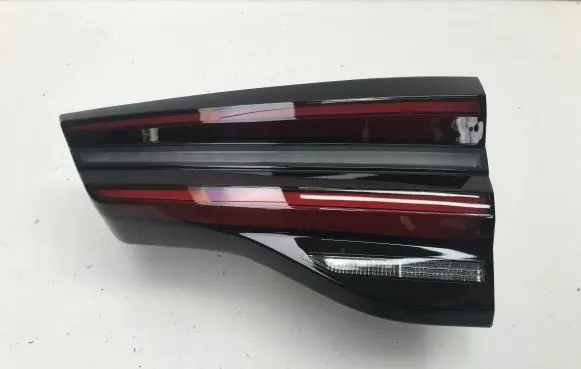 BMW iX3 Tailgate rear/tail lights H8985014006