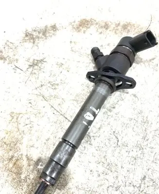 Volvo S60 Fuel injector 8658353 3A2613E 48131