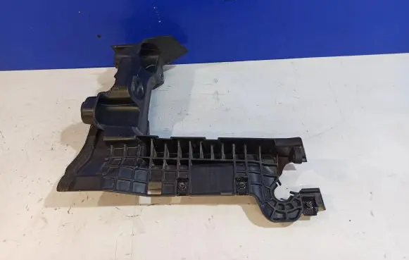 Battery bracket