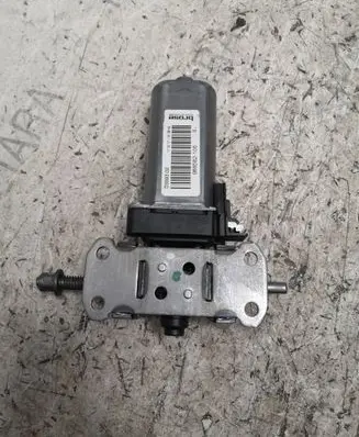 Audi A4 S4 B8 8K Seat adjustment motor 988582106 D359302