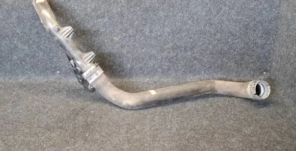 Mercedes-Benz E W213 Engine coolant pipe/hose A2135010182