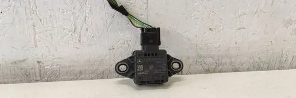 Mercedes-Benz Vito Viano W639 ESP acceleration yaw rate sensor A0009055700 0009055700