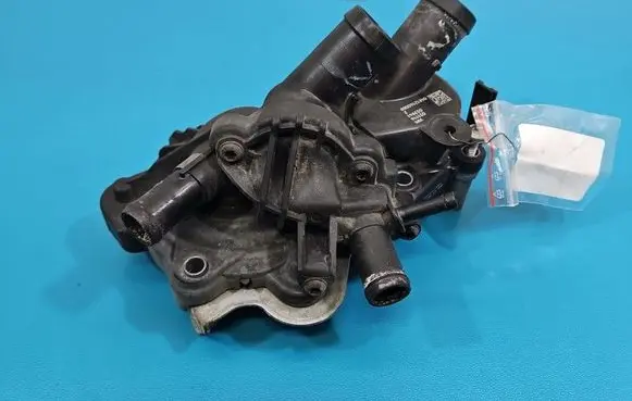 Volkswagen Golf VII Water pump 04E121600BD IMPRK1565755