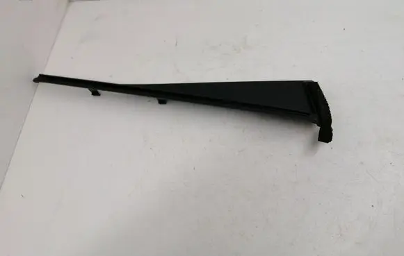 Toyota Yaris Other front door trim element 676150D180 1482366X 67615OD180