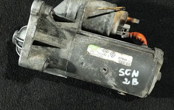 Renault Scenic II - Grand scenic II Starter motor 8200331251 D7R49