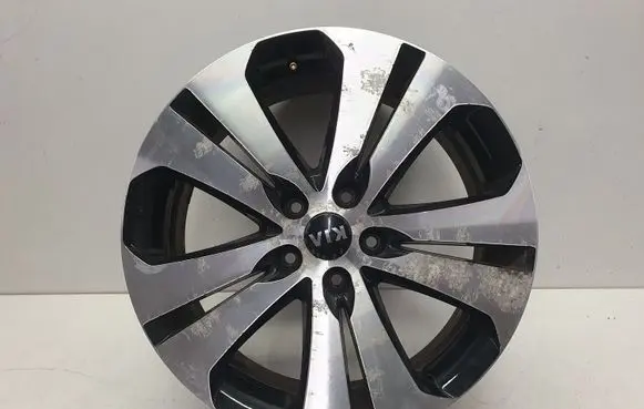 R18 alloy rim
