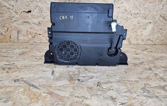 Honda CR-V Subwoofer speaker 81500T1GE820 140214102949 201402170020