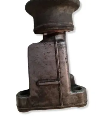 Audi 80 90 S2 B4 Engine mount bracket 8A0199343H