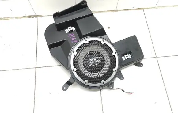 Mitsubishi ASX Subwoofer speaker 8720A136