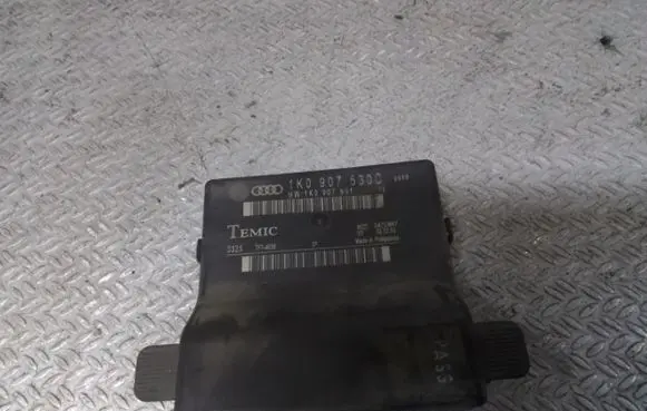 Volkswagen Touran I Gateway control module 1K0907530C