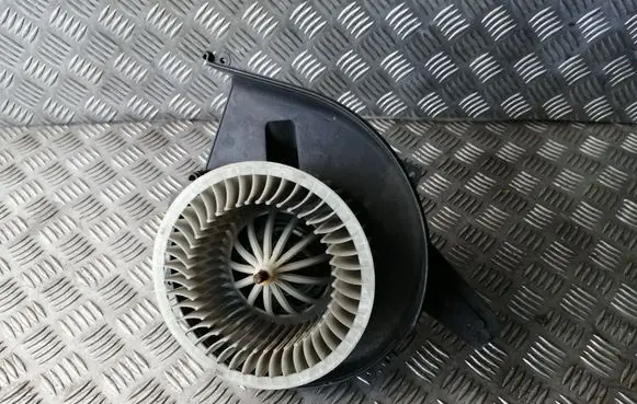Skoda Fabia Mk2 (5J) Heater fan/blower 6Q1819015G