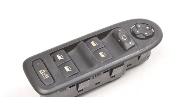 Peugeot 308 Quarter vent window switch 96644917XT