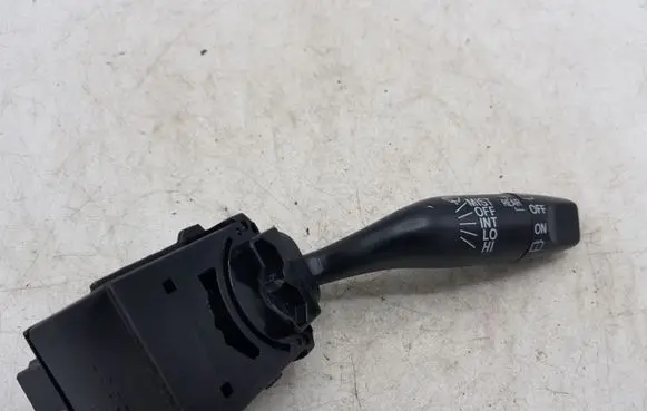 Honda HR-V Wiper control stalk M18624