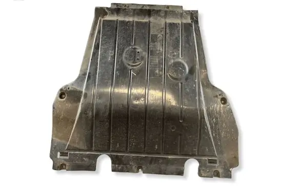 Renault Captur Engine splash shield/under tray 8200540585 8200161848 758904230R