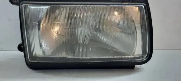 Opel Frontera A Headlight/headlamp VU31N002