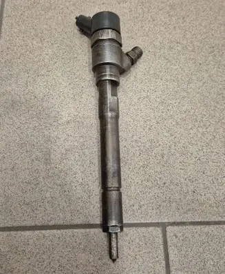 Hyundai Santa Fe Fuel injector 3380027010