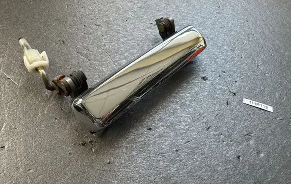 Nissan Patrol Y60 Front door exterior handle 80606C6800