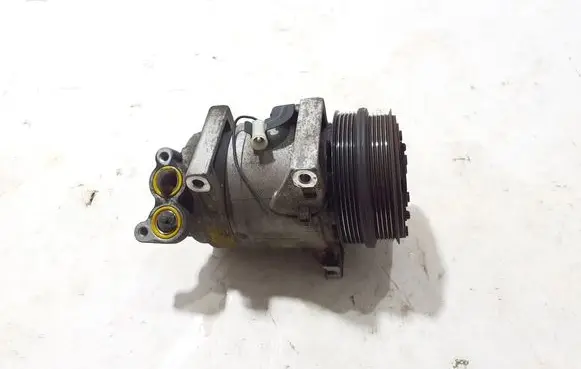 Volvo C70 Air conditioning (A/C) compressor (pump) 30761390