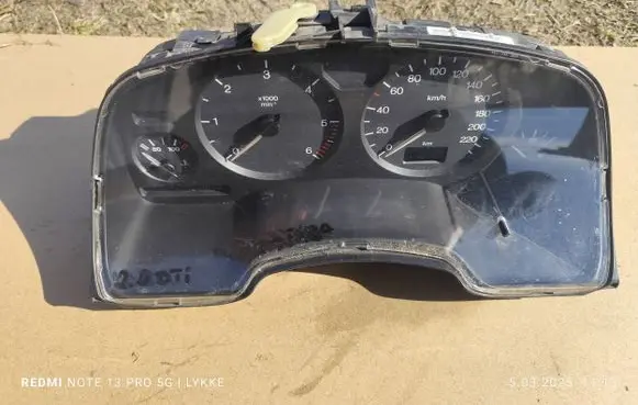 Opel Zafira A Speedometer (instrument cluster) EJ09228757 354130001 351184000