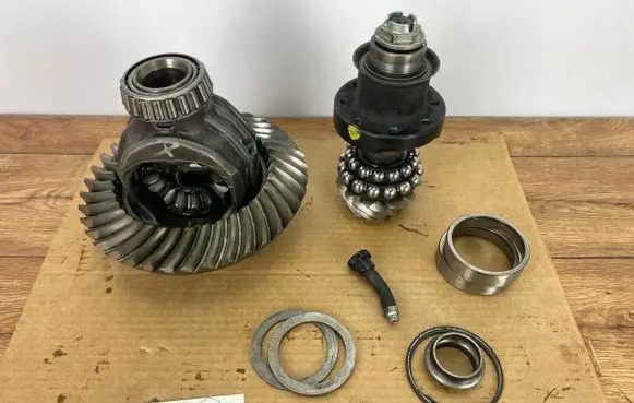 Dodge Durango III Rear differential 68274547AA