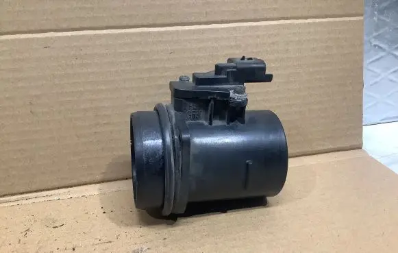Citroen C4 II Mass air flow meter 9683282980