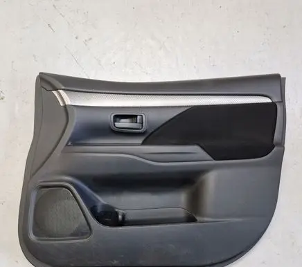 Mitsubishi Outlander Front door card panel trim 190220252102