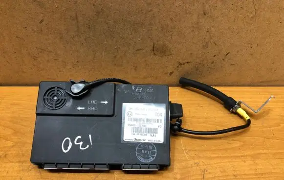 Hyundai i30 Central body control module 954002L100