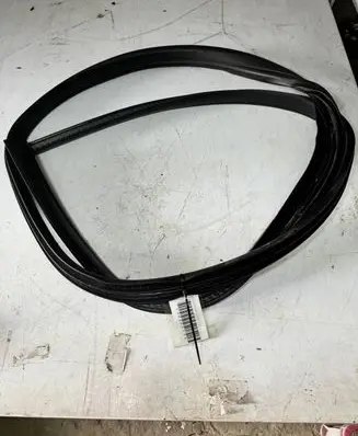 Ford Focus Sliding door rubber seal 