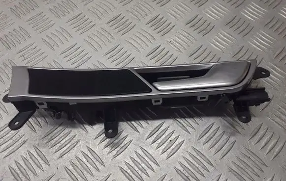 Audi A6 S6 C6 4F Front door interior handle 4F0837020B