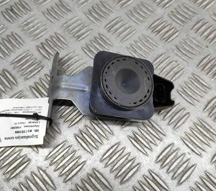 Volkswagen T-Roc Alarm system siren 5Q0951605B