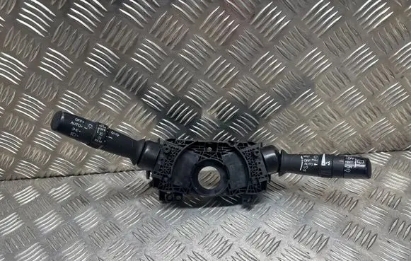 Honda HR-V Wiper turn signal indicator stalk/switch M55860 150721 0164