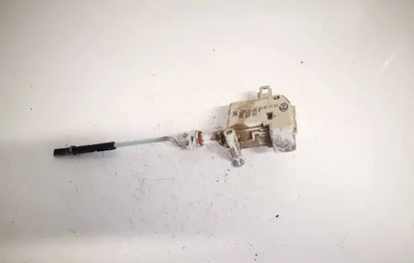 Skoda Octavia Mk1 (1U) Central locking motor 3b0810773b 3b0959782