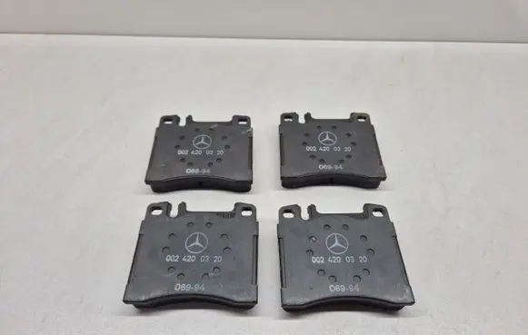 Mercedes-Benz S W140 Brake pads (rear) A0024200320