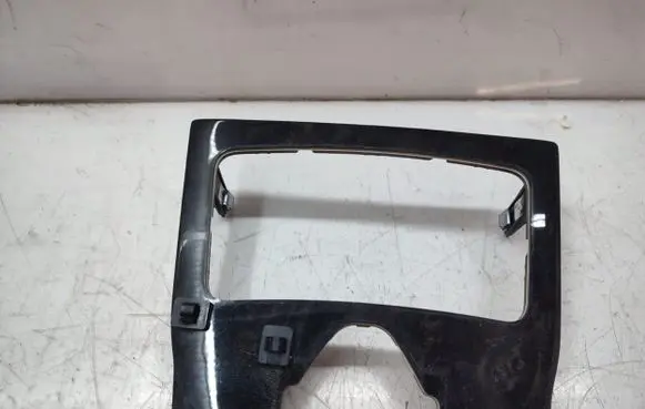 Mercedes-Benz CLS C218 X218 Other center console (tunnel) element A2186807207
