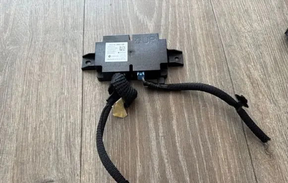 Renault Megane E-Tech Other devices 283G01535R