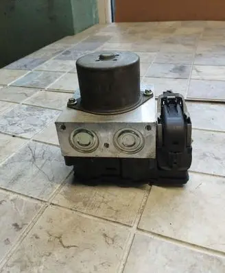 Alfa Romeo 159 ABS Pump 51800745 16234001